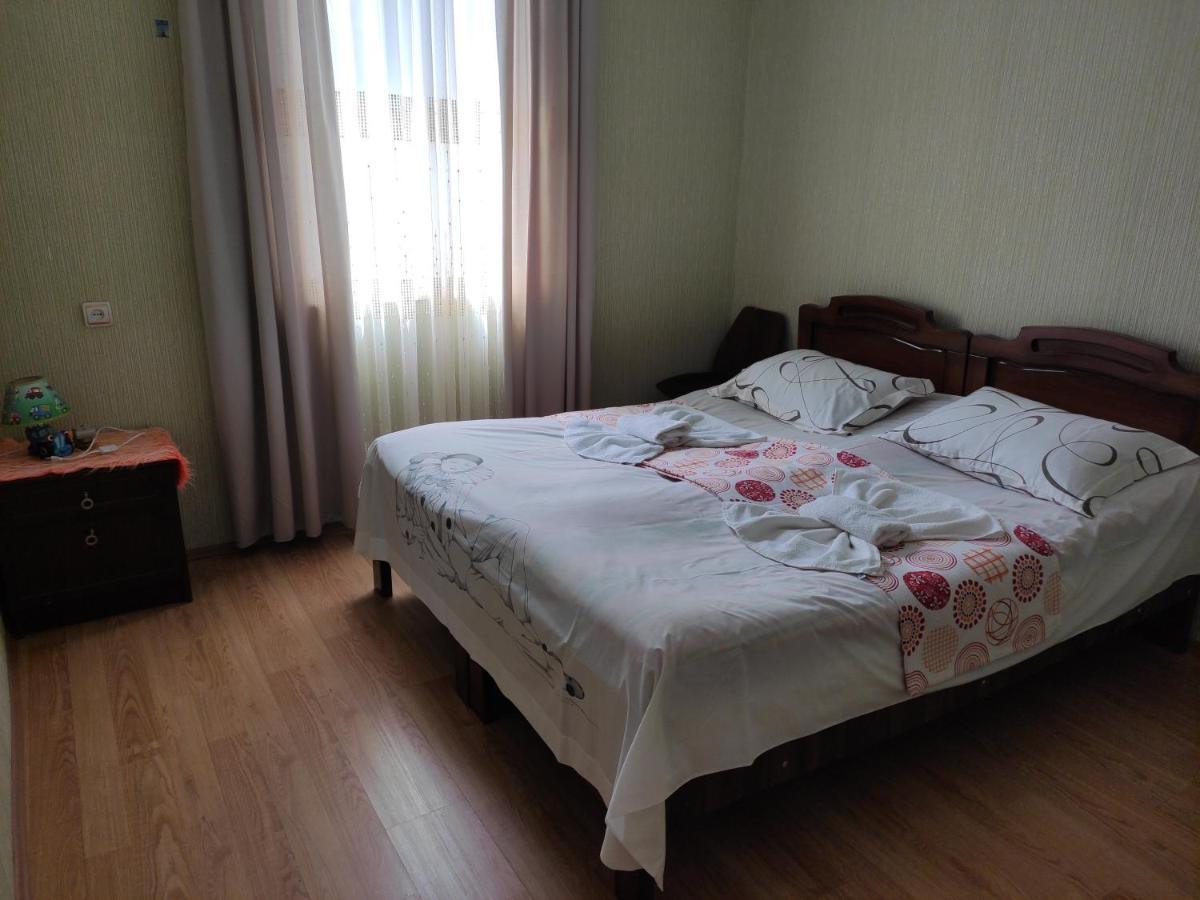 Guest House On Kostava 23 Kobuleti Eksteriør billede