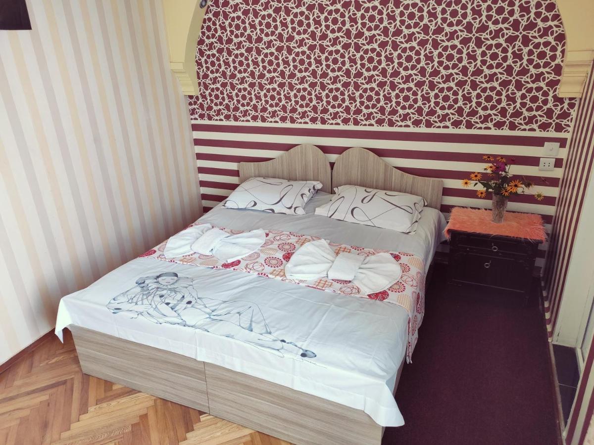 Guest House On Kostava 23 Kobuleti Eksteriør billede