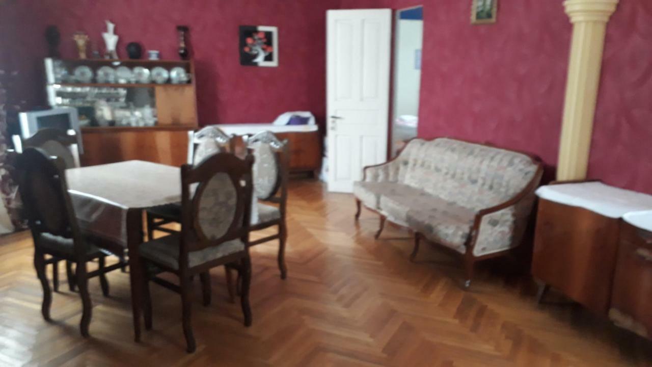 Guest House On Kostava 23 Kobuleti Eksteriør billede